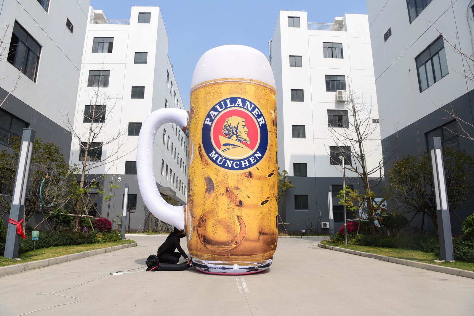 Paulaner — Giant inflatable beer glass